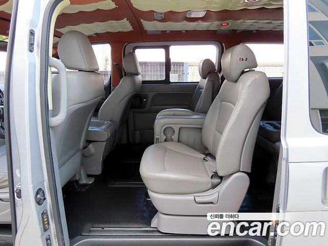 Hyundai Grand Starex Wagon 12-Seater Smart 2019 — фото 6