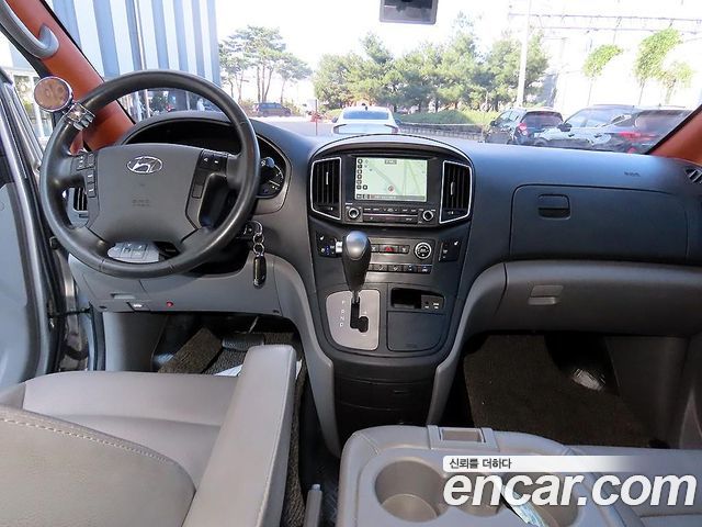Hyundai Grand Starex Wagon 12-Seater Smart 2019 — фото 8