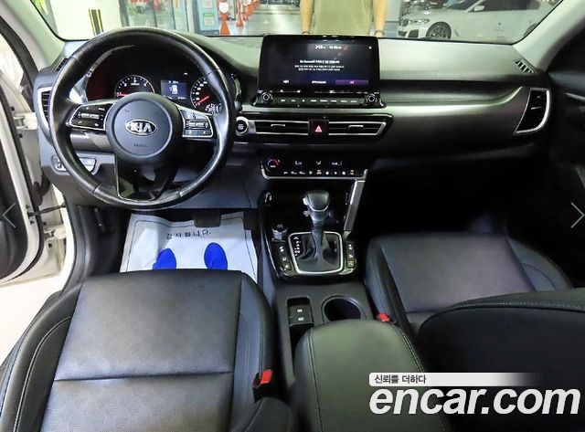 Kia Seltos Diesel 1.6 2WD Prestige 2020 — фото 10