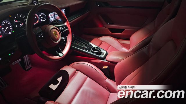 Porsche 911 (992) Carrera GTS