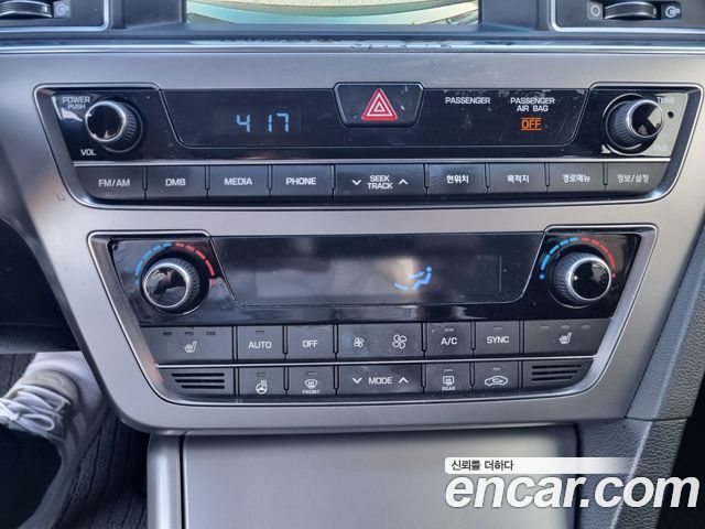 Hyundai Sonata (LF) 2.0 Smart 2016 — фото 19