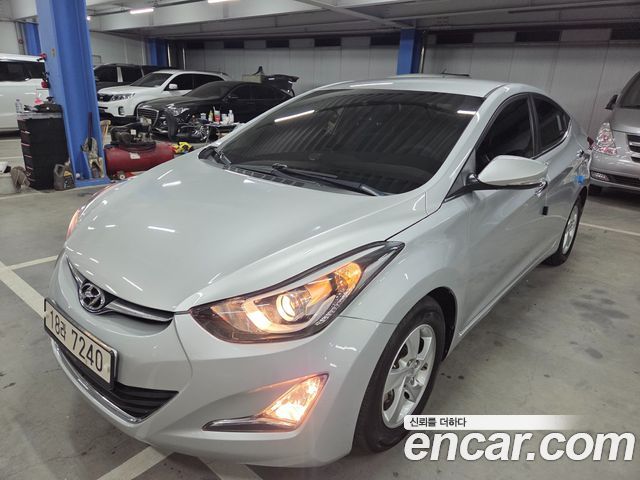 Hyundai Avante 1.6 GDi Smart Standard