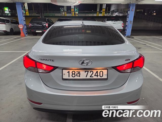 Hyundai Avante 1.6 GDi Smart Standard 2016 — фото 4