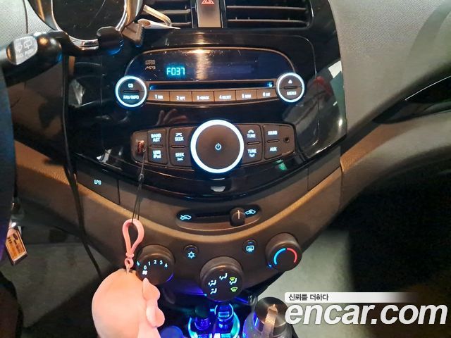 Chevrolet Spark LPG LS Standard 2012 — фото 17