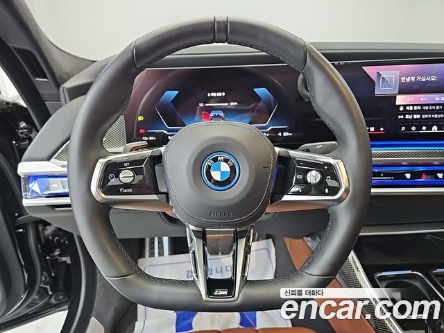 BMW i7 (G70) xDrive 60 M sport 2024 — фото 9