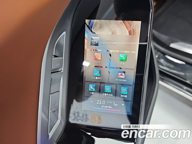 BMW i7 (G70) xDrive 60 M sport 2024 — фото 17