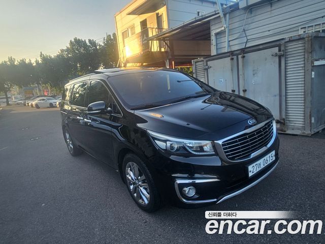 Kia Carnival 9-seater Noblesse 2016 — фото 2