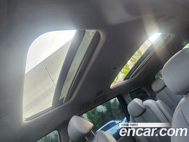 Kia Carnival 9-seater Noblesse 2016 — фото 7