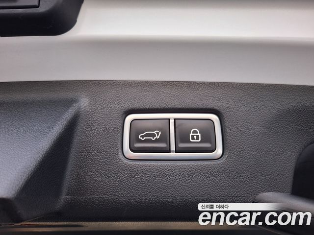 Kia Sorento (IV) Gasoline 2.5T 2WD Prestige 2023 — фото 12