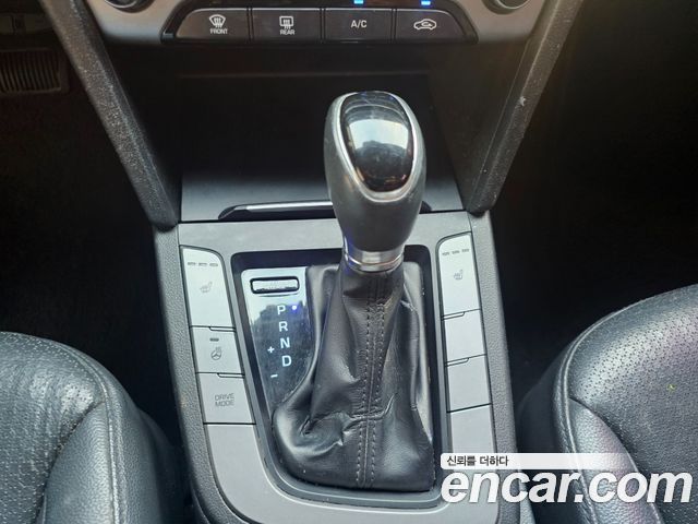Hyundai Avante (AD) 1.6 GDI Smart 2016 — фото 9
