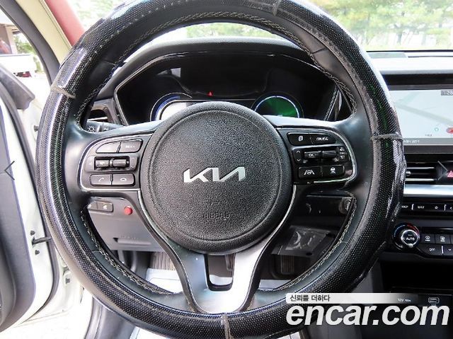 Kia Niro Plus Air (Taxi Trim) 2024 — фото 8
