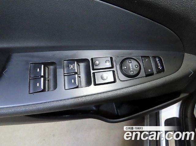 Hyundai Tucson Diesel 1.6 2WD Premium 2019 — фото 17