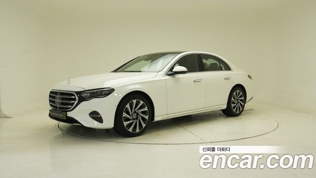 Mercedes-Benz E-Class (W214) E300 4MATIC Exclusive