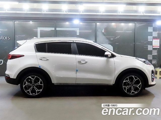 Kia Sportage The Bold Diesel 2.0 2WD Prestige 2021 — фото 3