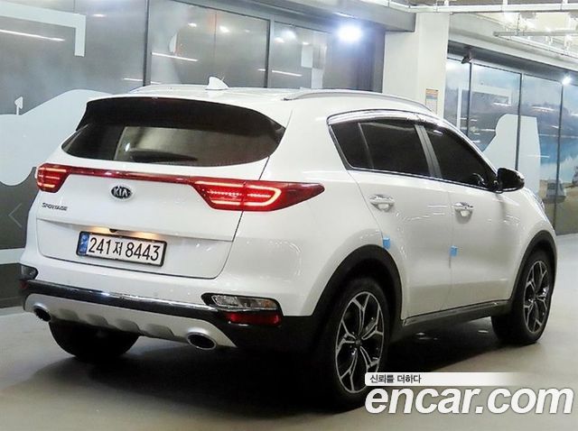 Kia Sportage The Bold Diesel 2.0 2WD Prestige 2021 — фото 4