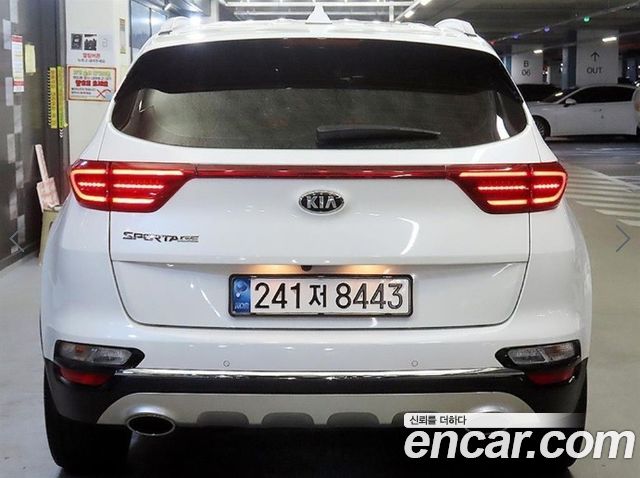 Kia Sportage The Bold Diesel 2.0 2WD Prestige 2021 — фото 5