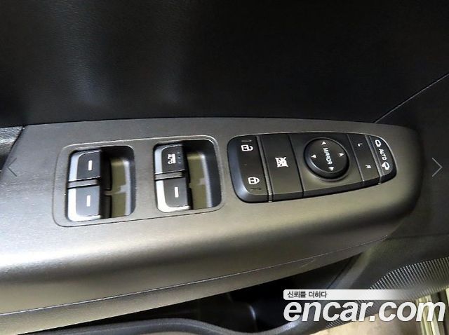 Kia Sportage The Bold Diesel 2.0 2WD Prestige 2021 — фото 17