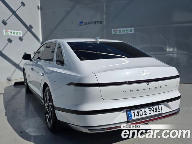 Hyundai Grandeur (GN7) 2,5 Gasoline 2WD Premium 2023 — фото 4