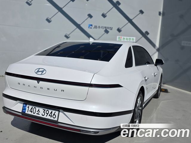 Hyundai Grandeur (GN7) 2,5 Gasoline 2WD Premium 2023 — фото 5