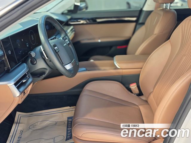 Hyundai Grandeur (GN7) 2,5 Gasoline 2WD Premium 2023 — фото 17