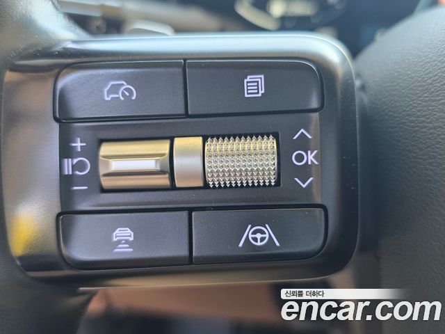 Hyundai Grandeur (GN7) 2,5 Gasoline 2WD Premium 2023 — фото 24