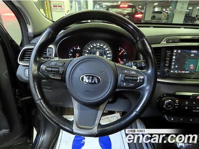 Kia Sorento Diesel 2.0 2WD Noblesse Special 2017 — фото 8