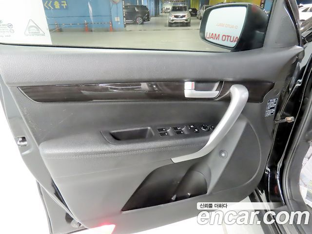 Kia Sorento R Diesel 2.0 2WD TLX High-Deluxe 2012 — фото 17