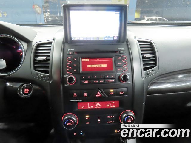 Kia Sorento R Diesel 2.0 2WD TLX High-Deluxe 2012 — фото 21
