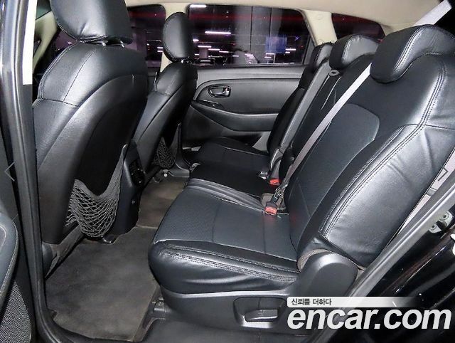 Kia Carens 1.7 VGT Deluxe 2014 — фото 8