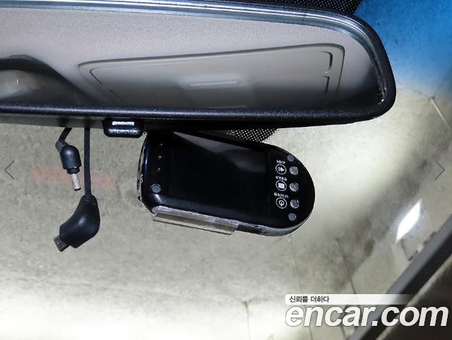 Kia Carens 1.7 VGT Deluxe 2014 — фото 21