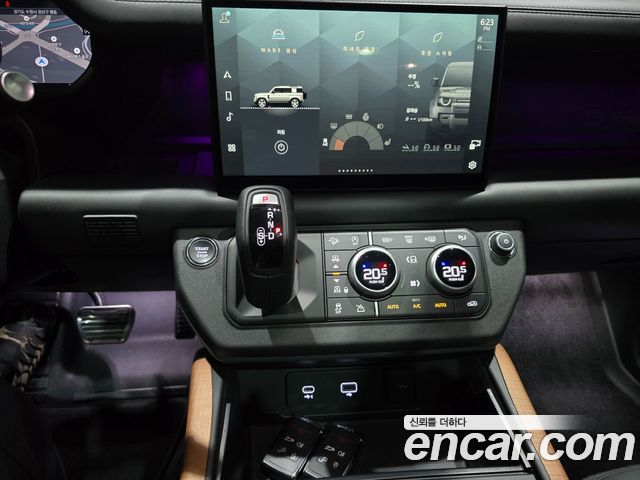 Land Rover Defender (L663) 110 P400 X 2023 — фото 15