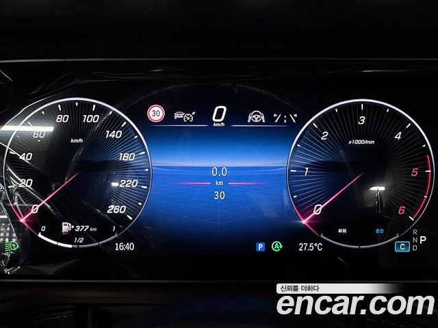 Mercedes-Benz G-Class (W465) G450d 2026 — фото 15