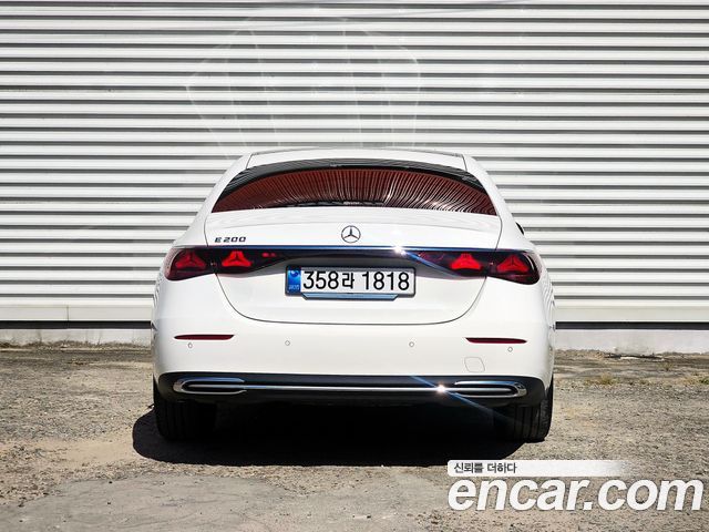 Mercedes-Benz E-Class (W214) E200 Avantgarde 2025 — фото 4