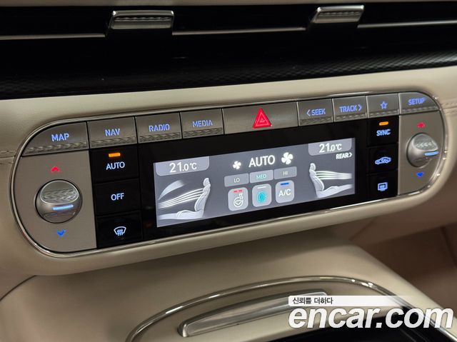 Genesis G90 (RS4) Gasoline 3.5 Turbo 2WD 2023 — фото 20