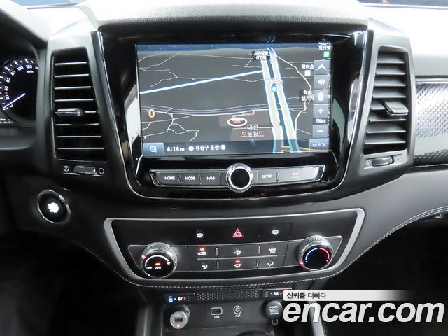 KG Mobility (SsangYong) Rexton Sports Khan Diesel 2.2 4WD Dynamic Edition (5-Link) 2021 — фото 21