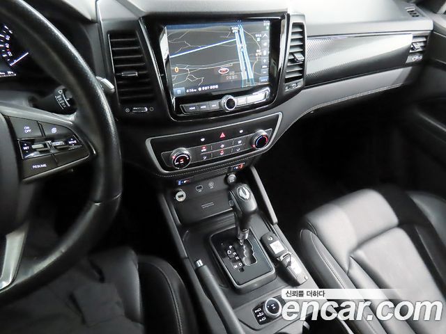 KG Mobility (SsangYong) Rexton Sports Khan Diesel 2.2 4WD Dynamic Edition (5-Link) 2021 — фото 22