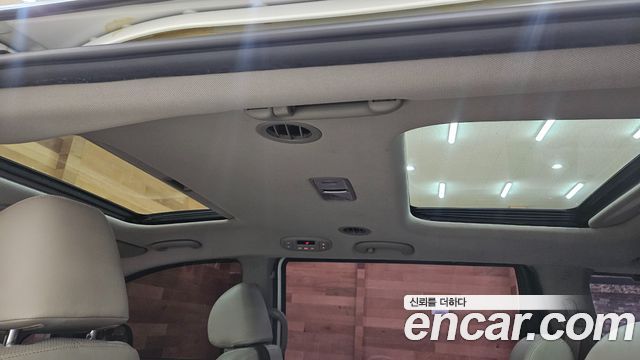 Kia Carnival 9-seater Noblesse 2016 — фото 23