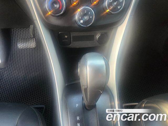Chevrolet Trax 1.4 Red Line LT Core 2019 — фото 9