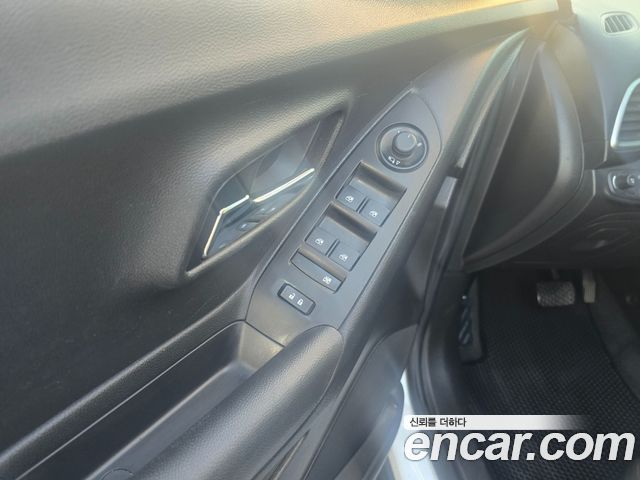Chevrolet Trax 1.4 Red Line LT Core 2019 — фото 16