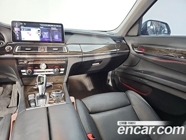 BMW 7 Series (F01) 740d xDrive 2015 — фото 9