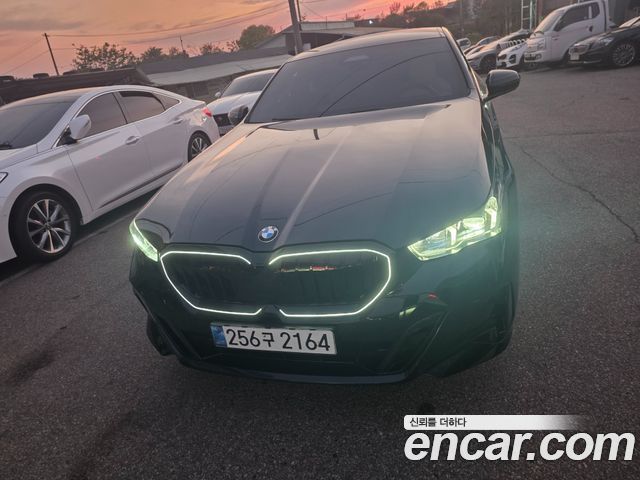 BMW 5 Series (G60) 523d M Sport