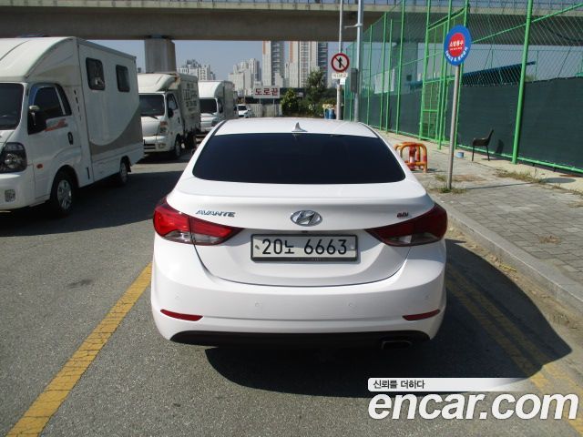 Hyundai Avante 1.6 GDi Modern Standard 2014 — фото 4