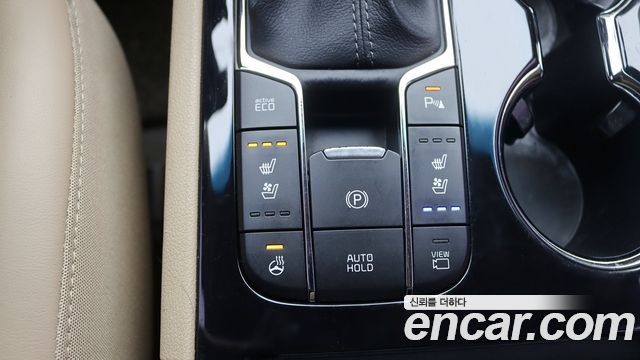Kia Carnival 9-Seater Noblesse Special 2020 — фото 20