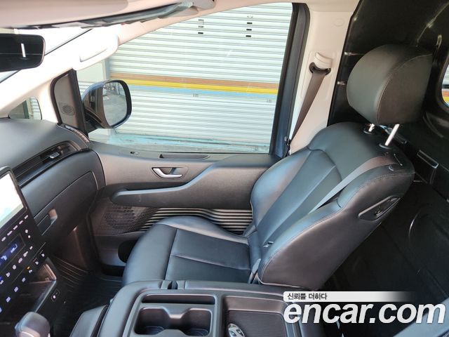 Hyundai Staria Cargo 3-Seater Modern 2025 — фото 8
