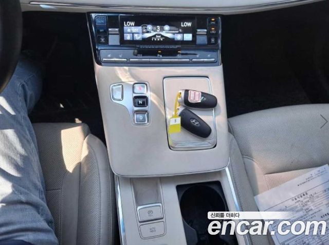 Hyundai Grandeur Hybrid (IG) Le Blanc 2022 — фото 17