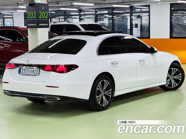 Mercedes-Benz E-Class (W214) E200 Avantgarde 2025 — фото 2