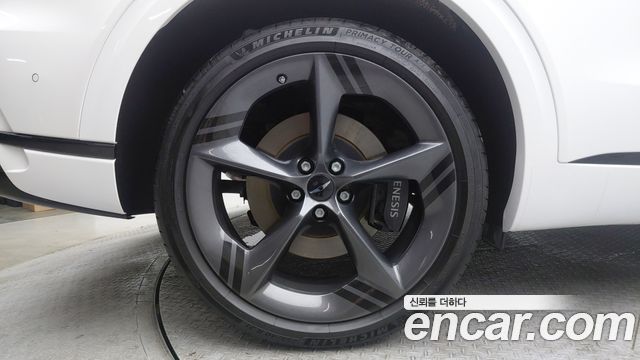 Genesis GV70 2.5T Gasoline AWD 2025 — фото 8