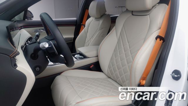 Genesis GV70 2.5T Gasoline AWD 2025 — фото 16