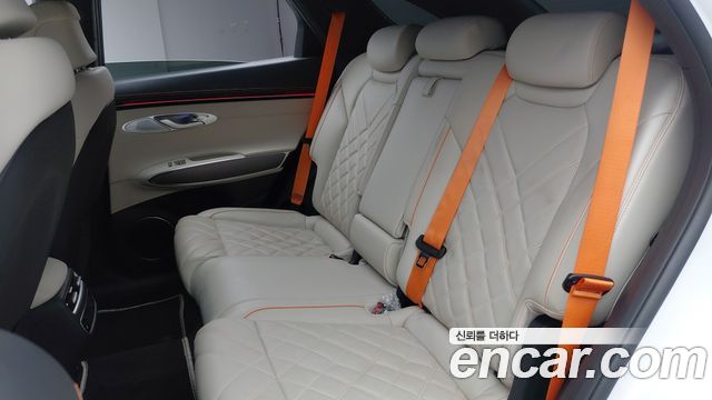 Genesis GV70 2.5T Gasoline AWD 2025 — фото 17