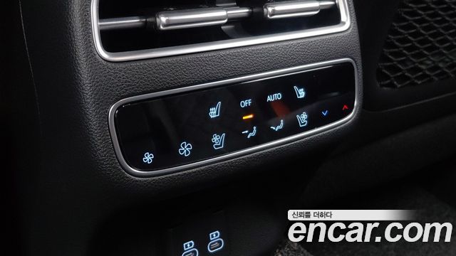 Genesis GV70 2.5T Gasoline AWD 2025 — фото 19